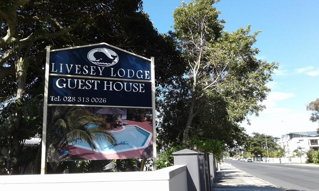 Livesey Lodge Guest House Hermanus Exteriér fotografie